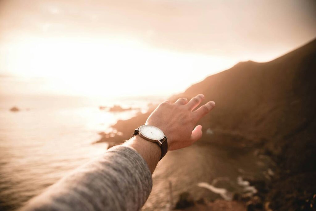 I found this company, Thread Etiquette, when they just launched their brand. I have been following their company for years and love their products. This is one of their watches on my wrist while looking at the gorgeous sunset in Baja California.